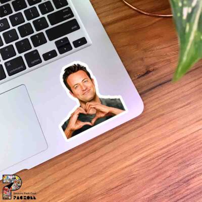 استیکر Chandler Bing طرح قلب