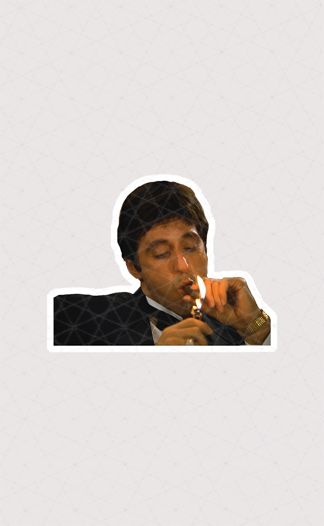 تونی مونتانا در حال سیگار کشیدن