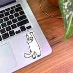 استیکر گربه دستا بالا