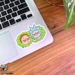 استیکر ریک و مورتی طرح ماریجوانا