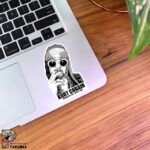 استیکر KURT COBAIN در حال سیگار کشیدن طرح سیاه سفید