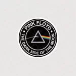 استیکر دایره ای پینک فلوید همراه با لوگو و متن dark side of the moon
