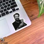 استیکر علی سورنا همراه با سیگار