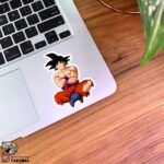 استیکر Goku دست به سینه از انیمه Dragon Ball