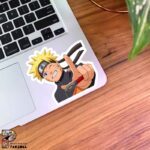 استیکر Naruto Uzumaki در حال خندیدن از انیمه ناروتو