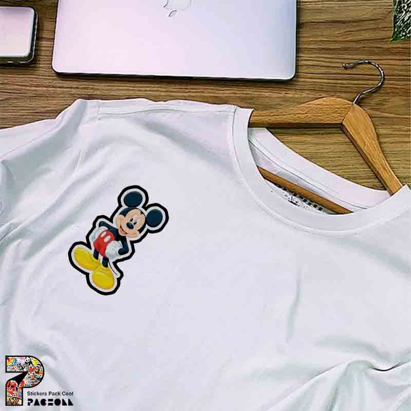 5408 P Sticker Mickey Mouse استیکر میکی موس نمادین دستبهکمر با شلوارک قرمز و کفش زرد